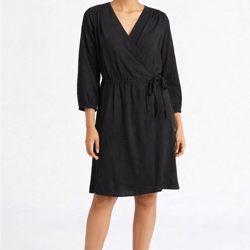 Time and Tru Women’s Wrap Dress Black Long Sleeve Tie Waist Size S